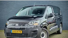 Gebruikt 2023 Fiat e-Doblò L2 50 kWh MPV | € 24.950 (Eerlijke prijs)