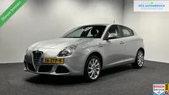 Grijs Gebruikt 2013 Alfa Romeo Giulietta Veloce Hatchback | € 8.500 (Eerlijke prijs)