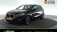 Zwart Gebruikt 2020 BMW 118 Executive Hatchback | € 19.950 (Eerlijke prijs)