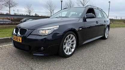 Occasion BMW 520 Sport Line 163 PK (119 kW) 2010 Zwart (metallic) Stationwagen