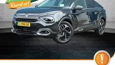 Zwart Gebruikt 2021 Citroën C4 Shine SUV | € 21.825 (Eerlijke prijs)