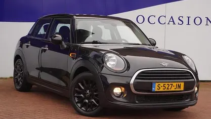 Occasion 2019 Mini ONE Pepper Hatchback | € 13.799 (Eerlijke prijs)