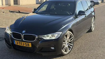 Occasion BMW 330 Executive 258 PK (189 kW) 2013 Zwart Stationwagen