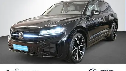 Zwart Occasion 2023 VW Touareg R-line SUV | € 89.314 (Super prijs)