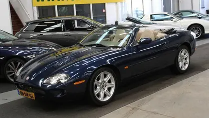 Occasion Jaguar XK8 286 PK (210 kW) 2000 Blauw, metallic lak Cabriolet