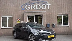 Zwart Gebruikt 2024 Toyota Corolla Hybrid Stationwagen | € 28.950 (Super prijs)