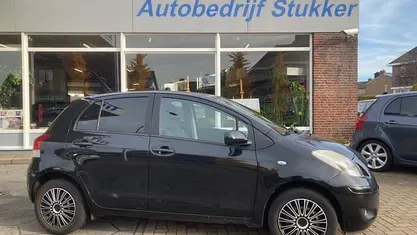 Gebruikt 2011 Toyota Yaris Hatchback | € 5.450 (Eerlijke prijs)