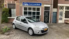 Grijs Gebruikt 2010 Renault Clio R.S. Hatchback | € 2.750 (Eerlijke prijs)