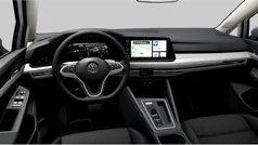 Zilver Gebruikt 2022 VW Golf VIII Life Sedan | € 32.134 (Eerlijke prijs)