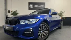Blauw Gebruikt 2021 BMW 330 Executive Stationwagen | € 31.450 (Eerlijke prijs)