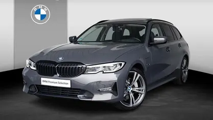 Occasion BMW 330e Comfort Edition 292 PK (214 kW) 2022 Grijs Stationwagen