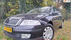 Gebruikt 2005 Skoda Octavia Ambiente Hatchback | € 2.400 (Eerlijke prijs)