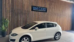 Wit Gebruikt 2011 Seat Leon Reference Hatchback | € 4.395 (Eerlijke prijs)