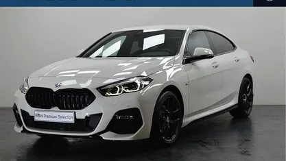 Wit Gebruikt 2023 BMW 218 M Sport Coupé | € 29.900 (Eerlijke prijs)