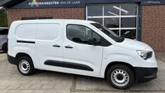 Wit Gebruikt 2022 Opel Combo Edition Van | € 16.750 (Goede deal)