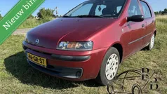 Rood Gebruikt 2001 Fiat Punto Hatchback | € 599 (Eerlijke prijs)