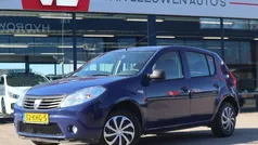 Blauw Gebruikt 2009 Dacia Sandero Hatchback | € 948 (Eerlijke prijs)