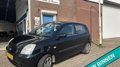 Zwart Gebruikt 2005 Kia Picanto Hatchback | € 1.549 (Eerlijke prijs)