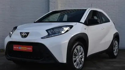 Occasion 2024 Toyota Aygo X Play SUV | € 21.599 (Eerlijke prijs)