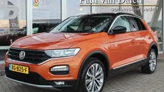 Oranje Gebruikt 2019 VW T-Roc Executive SUV | € 17.815 (Eerlijke prijs)