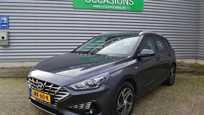 Grijs Gebruikt 2022 Hyundai i30 Comfort Stationwagen | € 20.900 (Eerlijke prijs)