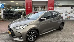 Divers Gebruikt 2023 Toyota Yaris Hatchback | € 21.400 (Eerlijke prijs)