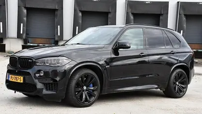 Zwart (metallic) Gebruikt 2016 BMW X5 M SUV | € 34.995 (Super prijs)