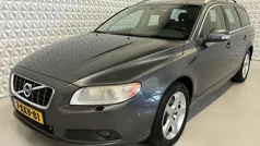 Grijs Gebruikt 2008 Volvo V70 Summum Stationwagen | € 3.999 (Eerlijke prijs)