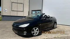 Zwart Gebruikt 2003 Peugeot 206 CC Cabriolet | € 999 (Eerlijke prijs)