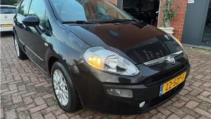Occasion 2012 Fiat Punto Evo Dynamic Hatchback | € 2.350 (Eerlijke prijs)