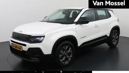 Wit Occasion 2024 Jeep Avenger EV Longitude SUV | € 22.440 (Goede deal)