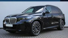 Zwart Gebruikt 2025 BMW X5 Executive SUV | € 106.950 (Eerlijke prijs)