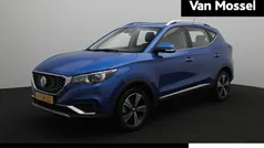 Gebruikt 2020 MG ZS Luxury Sedan | € 15.995 (Eerlijke prijs)