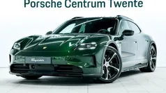 Oak groen metallic neo Gebruikt 2024 Porsche Taycan Cross Turismo Sedan | € 119.900
