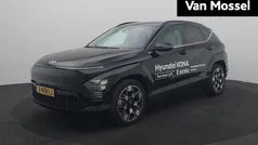 Zwart Gebruikt 2024 Hyundai Kona Premium SUV | € 41.440 (Eerlijke prijs)