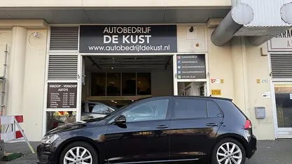 Zwart Gebruikt 2015 VW Golf VII Hatchback | € 7.250 (Super prijs)