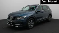 Blauw Gebruikt 2021 VW Tiguan Pro SUV | € 32.900 (Eerlijke prijs)