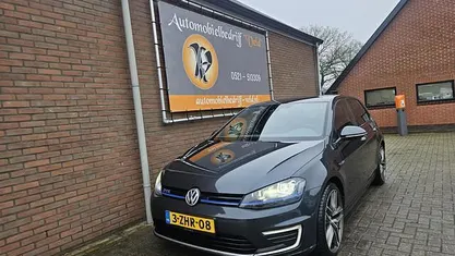 Occasion 2015 VW Golf VII GTE Hatchback | € 6.995 (Eerlijke prijs)