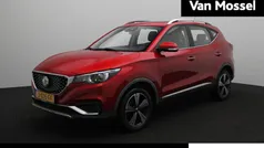 Gebruikt 2020 MG ZS Luxury Sedan | € 15.495 (Eerlijke prijs)