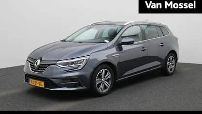 Grijs Gebruikt 2022 Renault Mégane GrandTour Intens Stationwagen | € 17.900 (Eerlijke prijs)