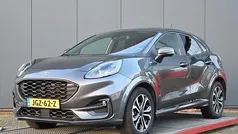 Grijs Gebruikt 2024 Ford Puma ST-Line SUV | € 23.950 (Eerlijke prijs)