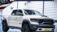 Bruin Gebruikt 2023 Dodge Ram Limited Pickup | € 108.950 (Eerlijke prijs)