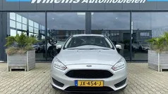 Grijs Gebruikt 2016 Ford Focus Trend Hatchback | € 7.950 (Eerlijke prijs)