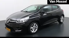 Zwart Gebruikt 2016 Renault Clio IV LIMITED Hatchback | € 9.940 (Eerlijke prijs)