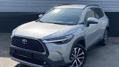 (1l0) Gebruikt 2024 Toyota Corolla Cross Style SUV | € 35.400 (Eerlijke prijs)