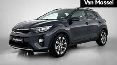 Grijs Gebruikt 2020 Kia Stonic SUV | € 13.900 (Eerlijke prijs)