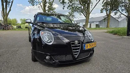 Occasion Alfa Romeo MiTo Distinctive 105 PK (77 kW) 2014 Zwart Hatchback