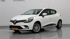 Wit Gebruikt 2016 Renault Clio IV Zen Hatchback | € 9.990 (Eerlijke prijs)