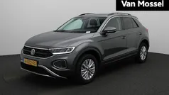 Gebruikt 2022 VW T-Roc Life SUV | € 22.900 (Eerlijke prijs)