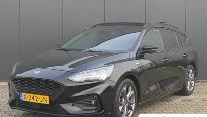 Gebruikt 2021 Ford Focus ST-Line X Stationwagen | € 20.935 (Eerlijke prijs)
